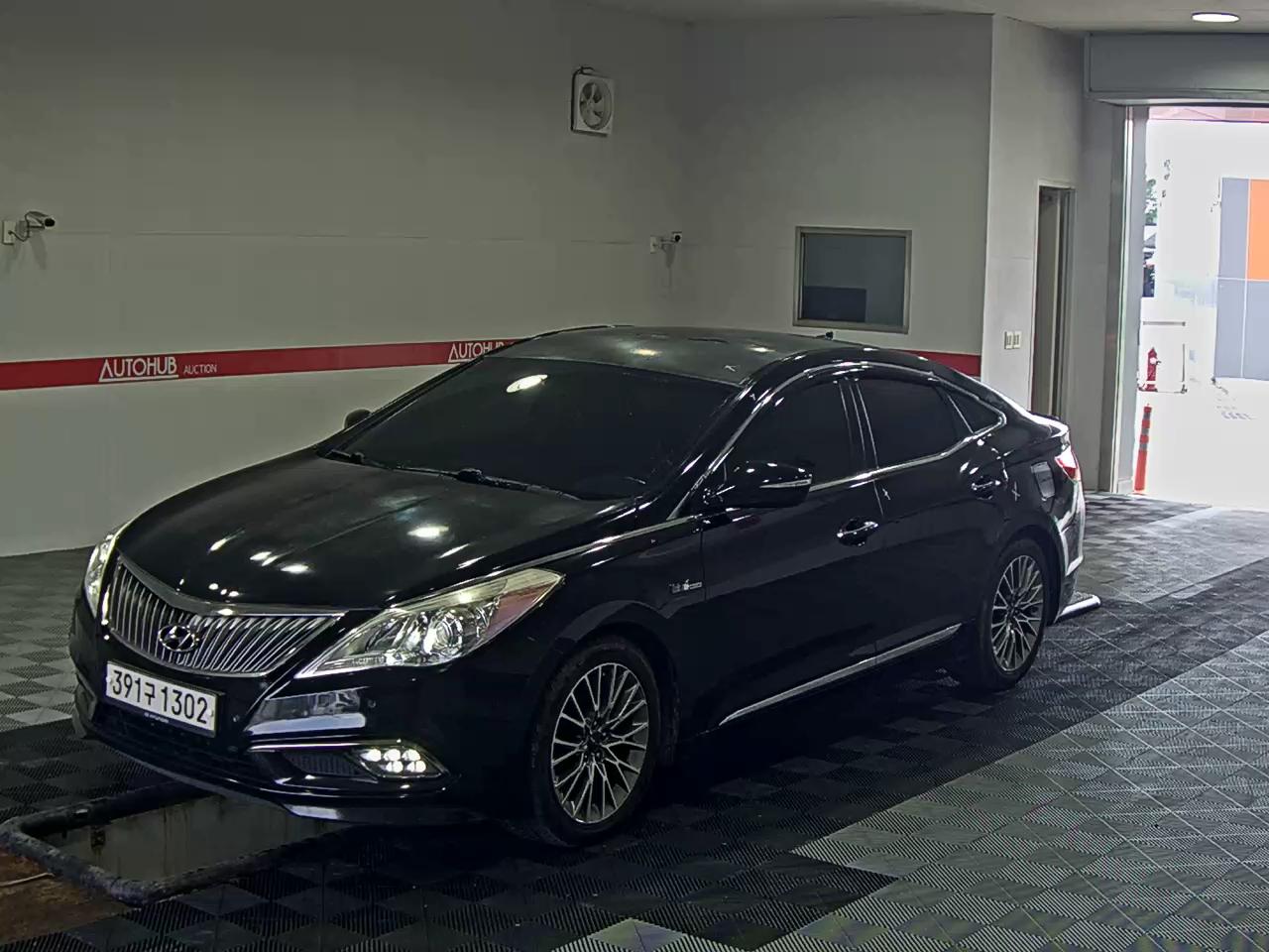 HYUNDAI GRANDEUR HG HEV