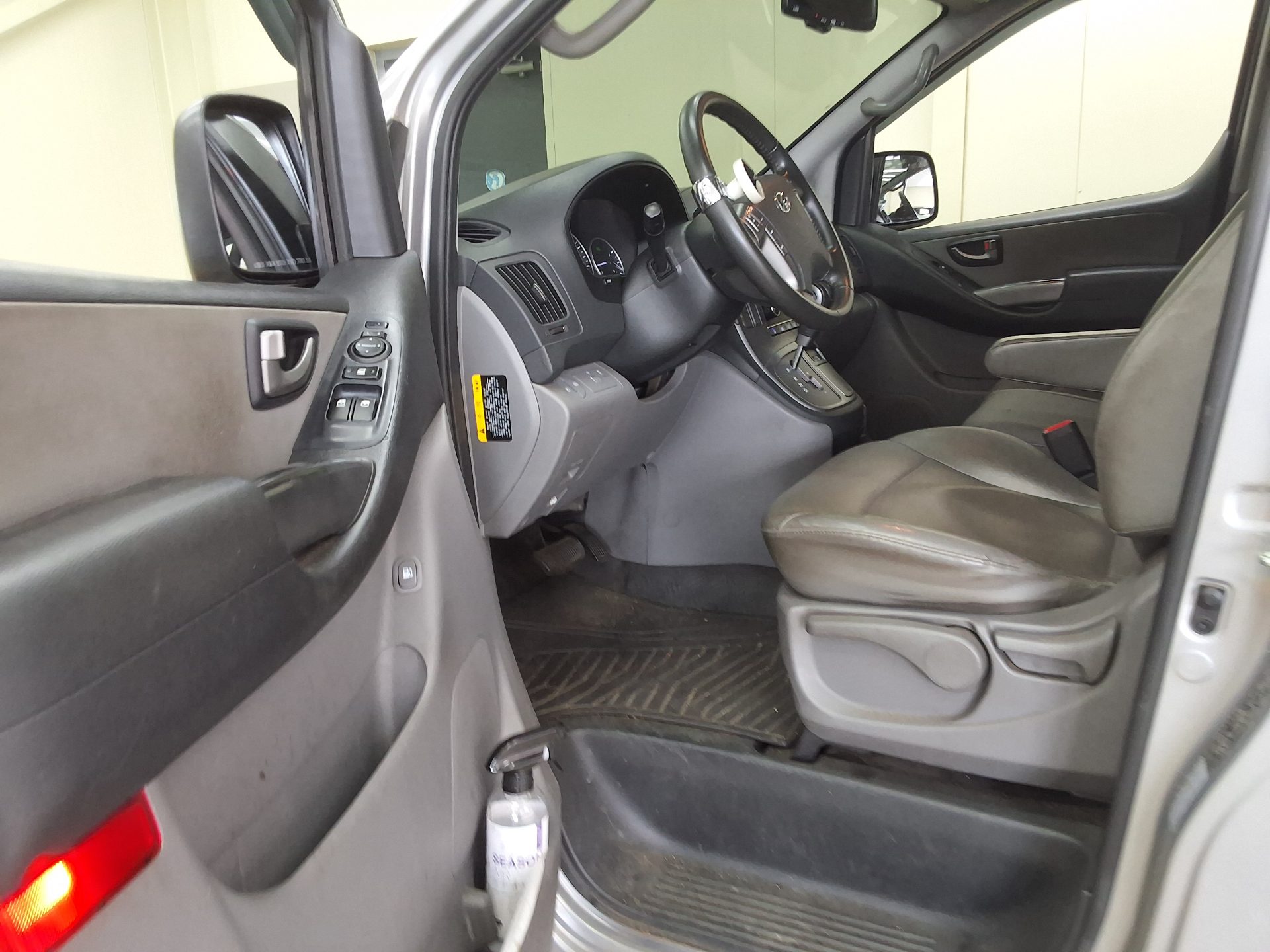 2019 - hyundai grand starex