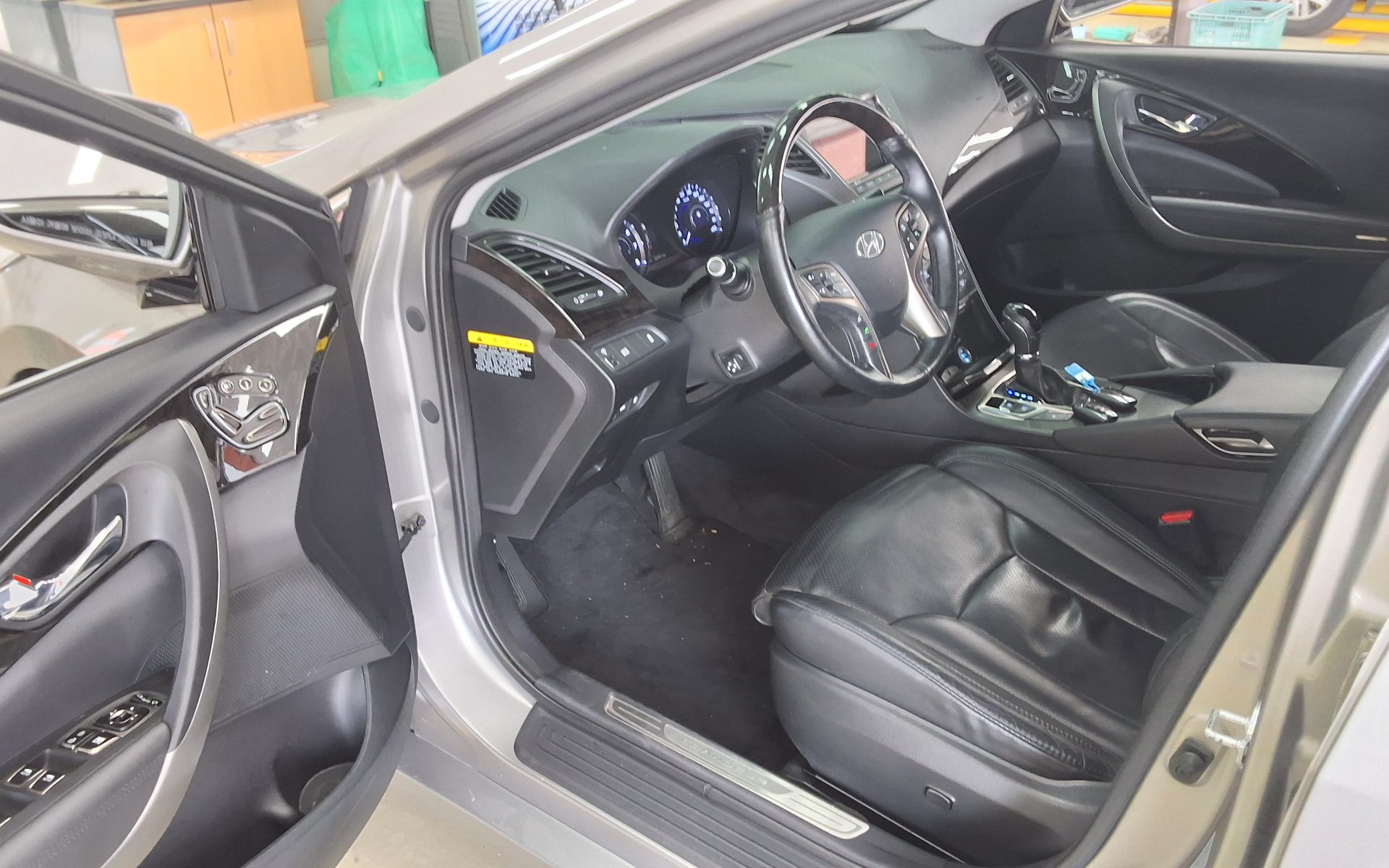 2014 - hyundai grandeur