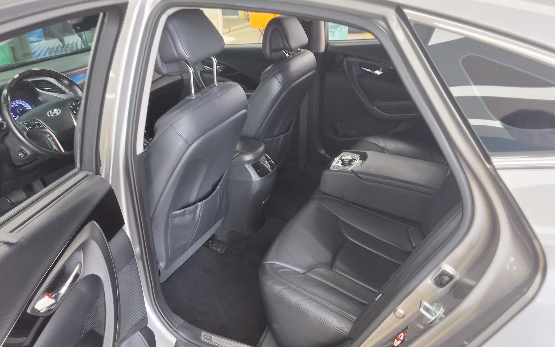2014 - hyundai grandeur