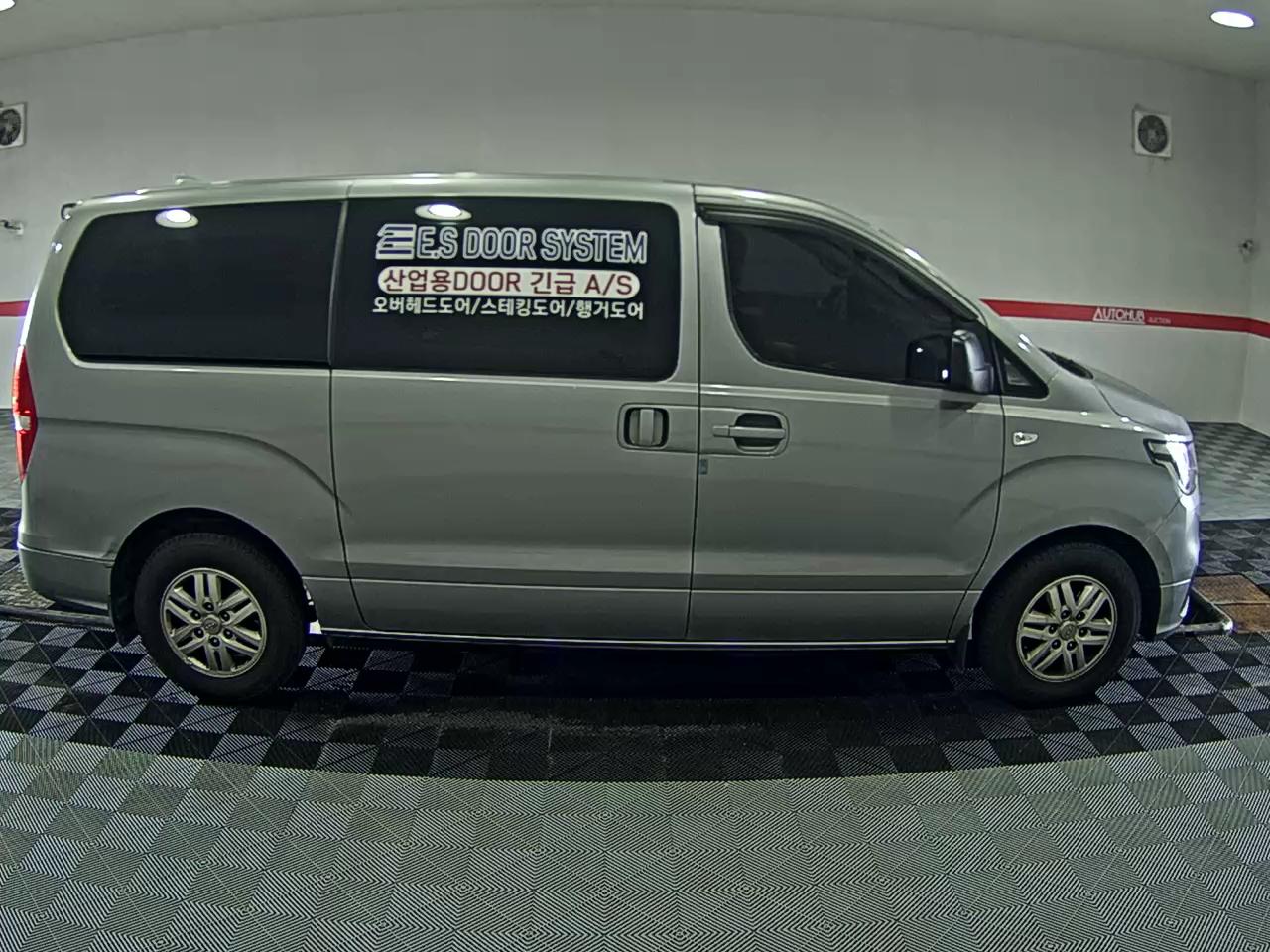 2019 - hyundai grand starex