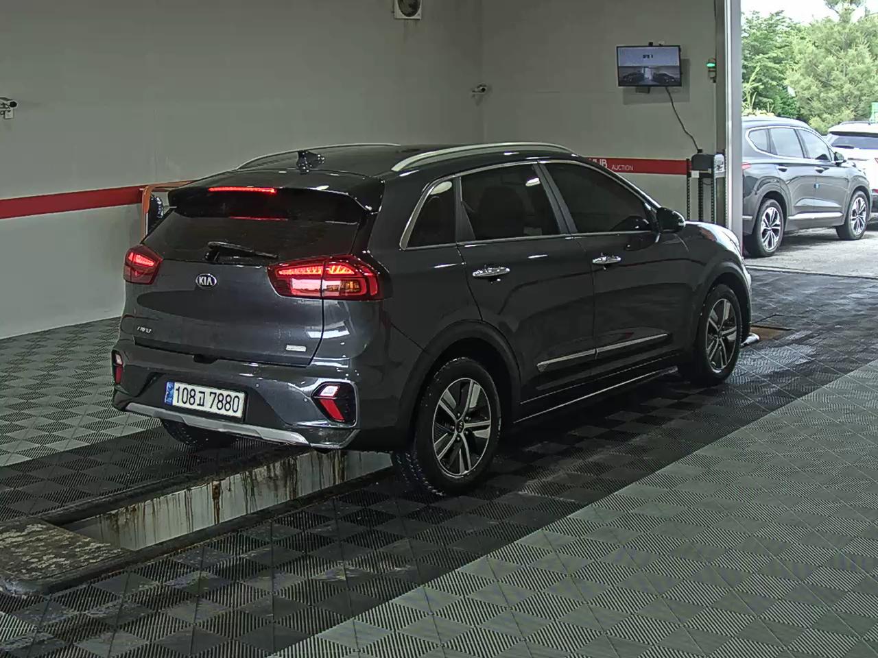 2021 - kia niro