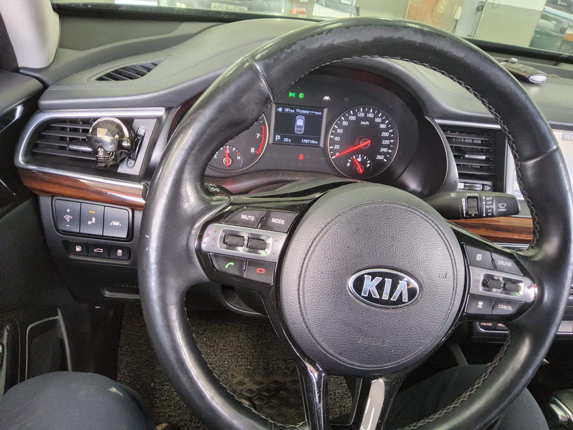 2016 - kia k7