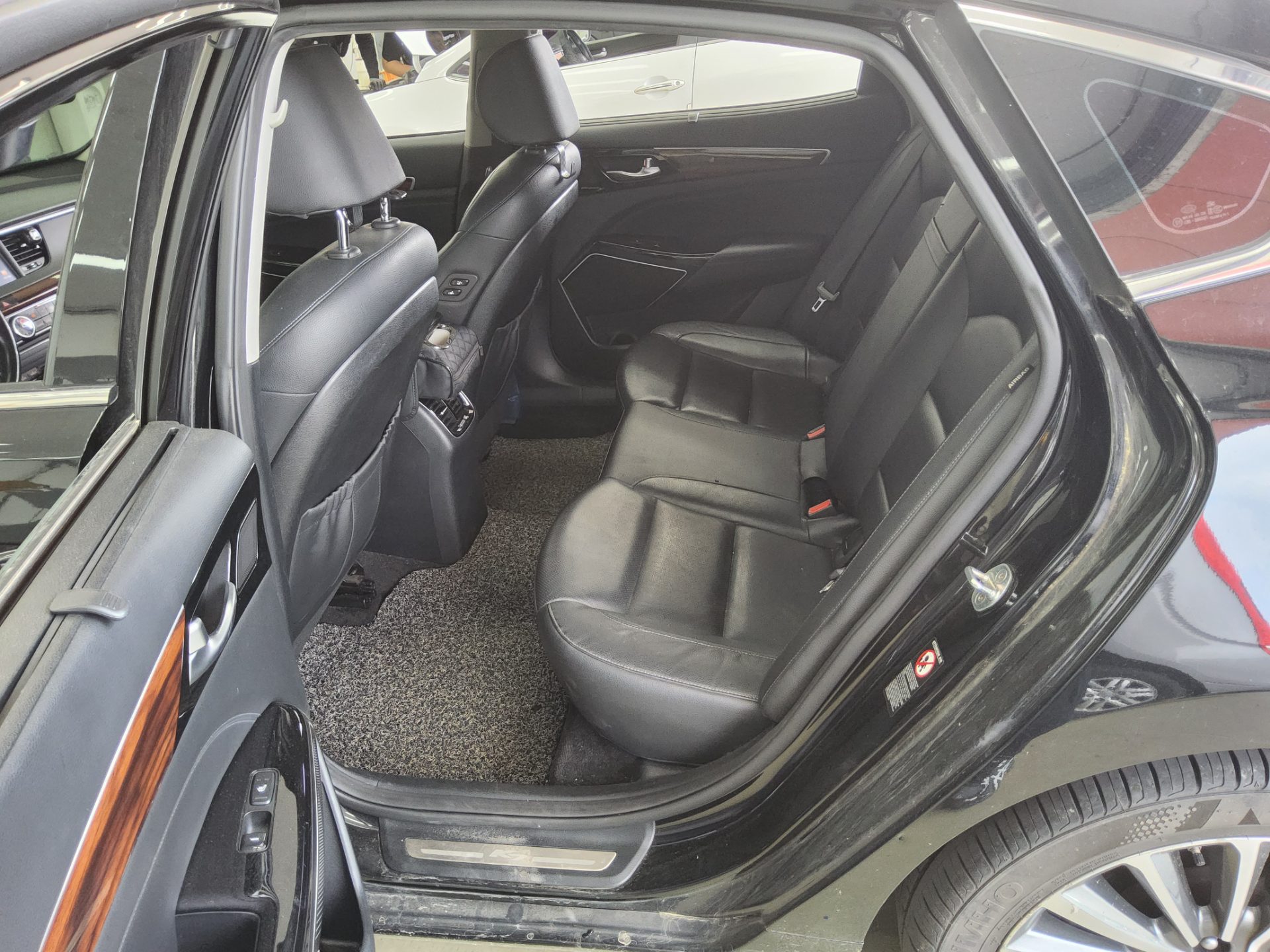 2016 - kia k7