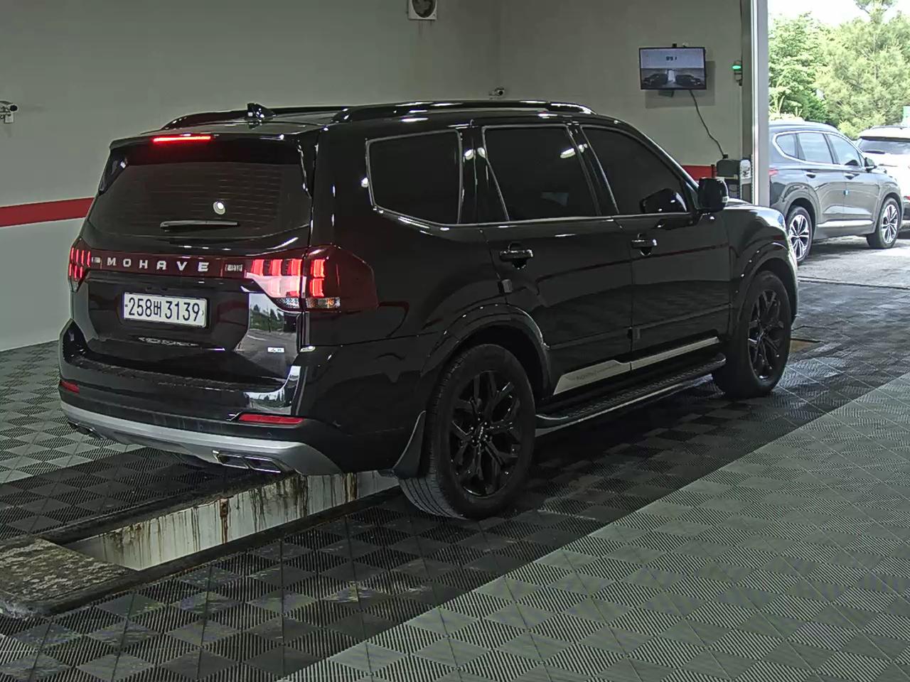 2022 - kia mohave