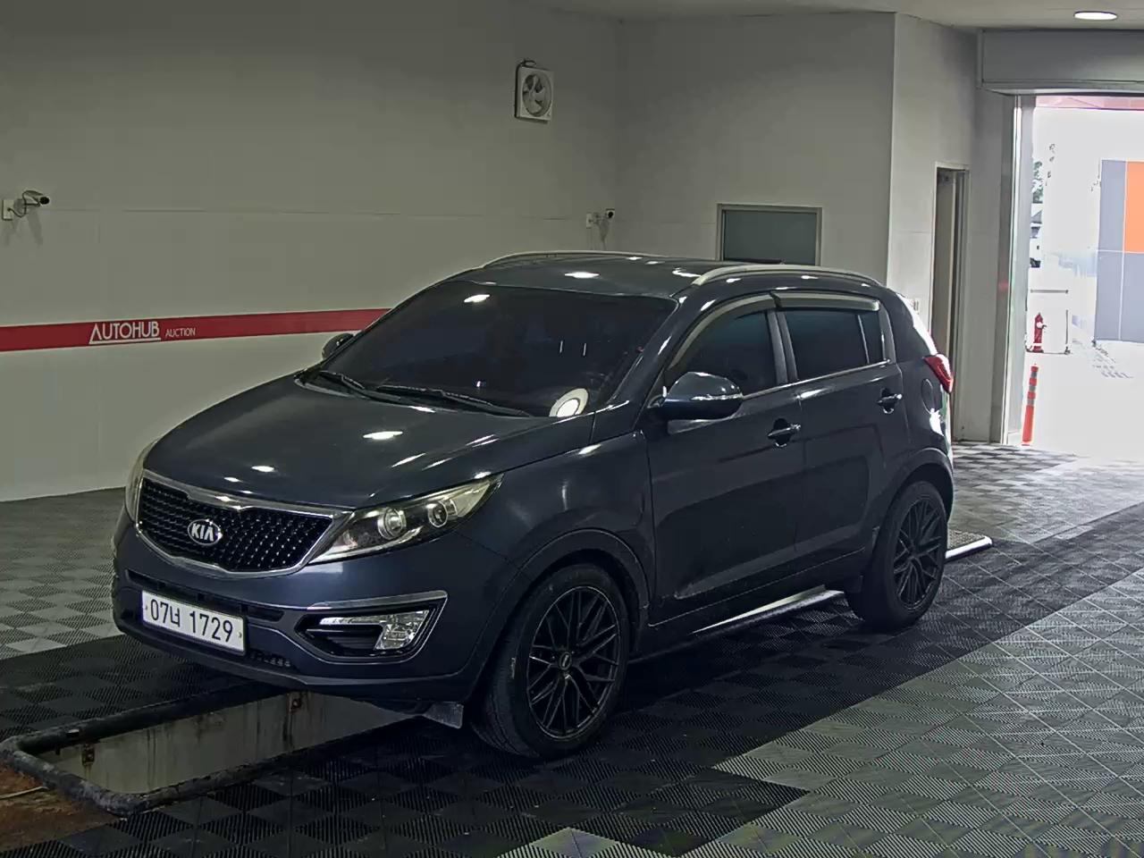 KIA SPORTAGE R