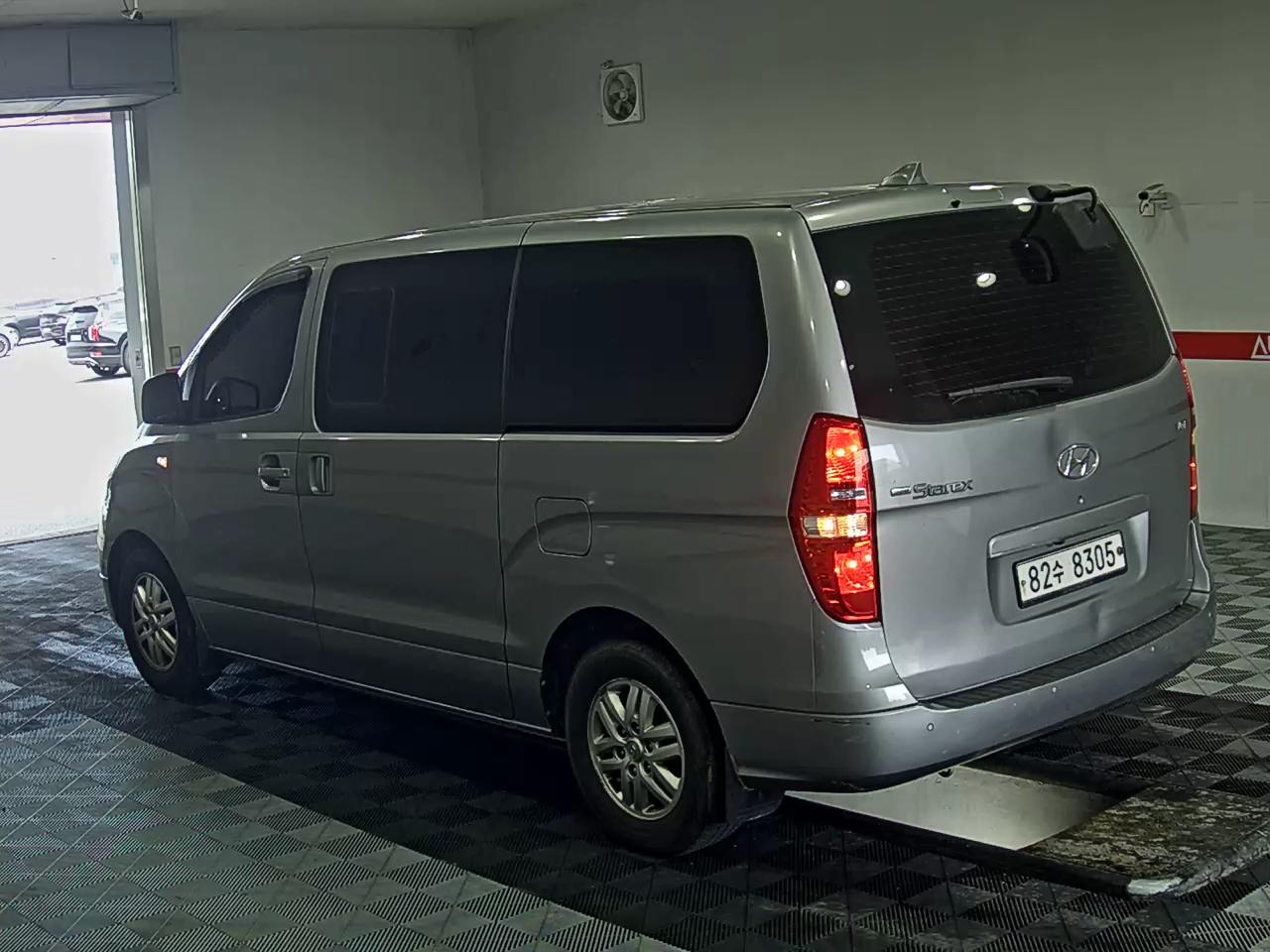 2017 - hyundai grand starex