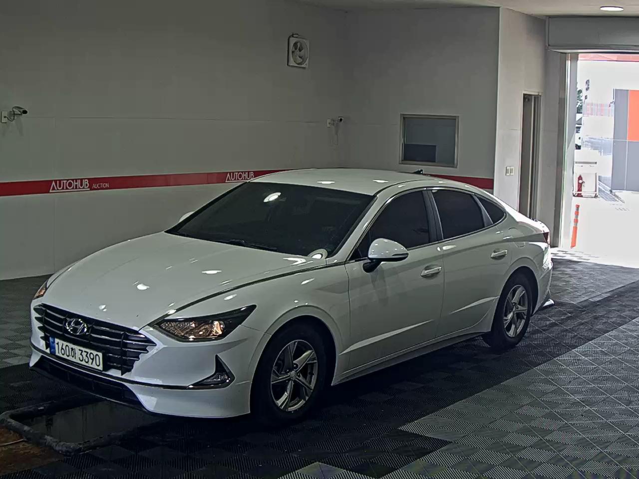 HYUNDAI SONATA (DN8) RENTAL CAR