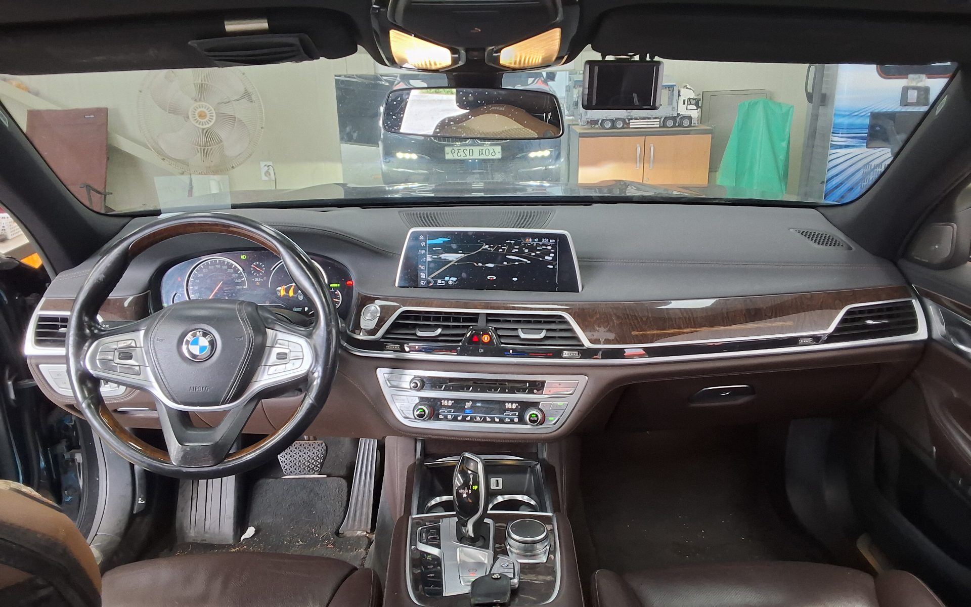 2016 - bmw m7