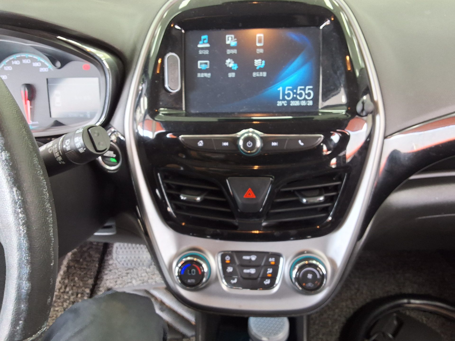 2016 - chevrolet spark