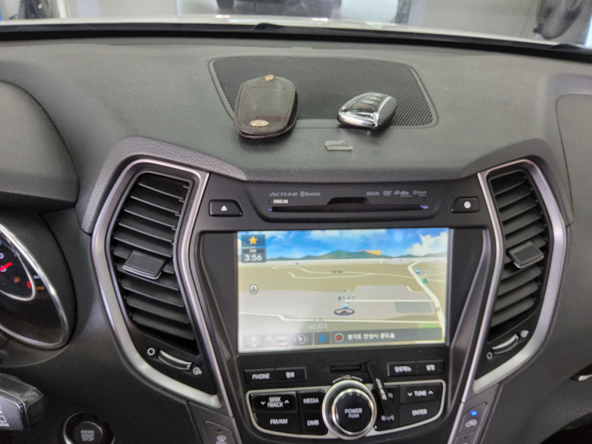 2014 - hyundai maxcruz