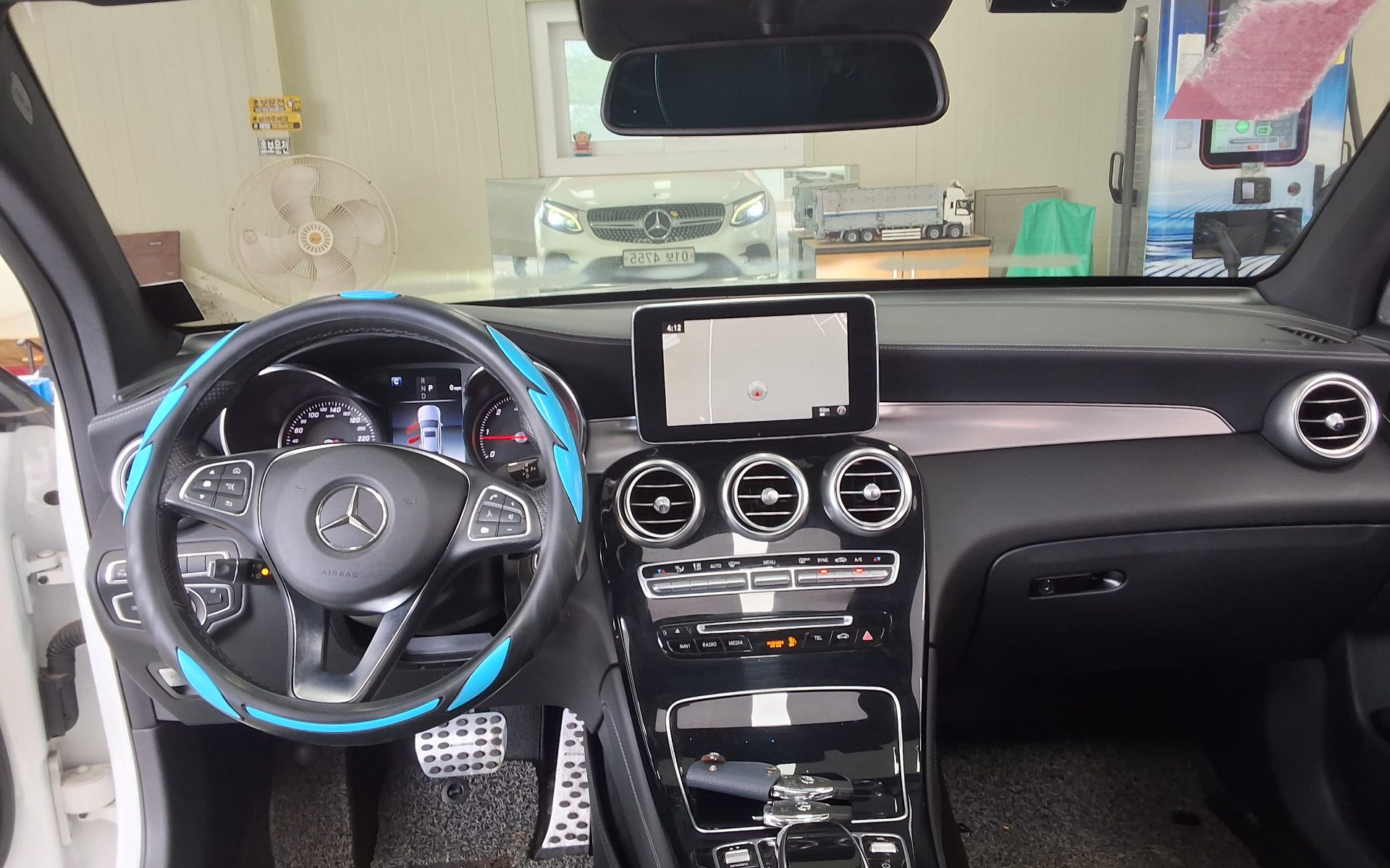 2018 - mercedes-benz glc 220d