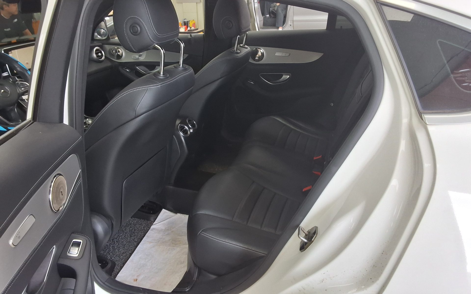 2018 - mercedes-benz glc 220d