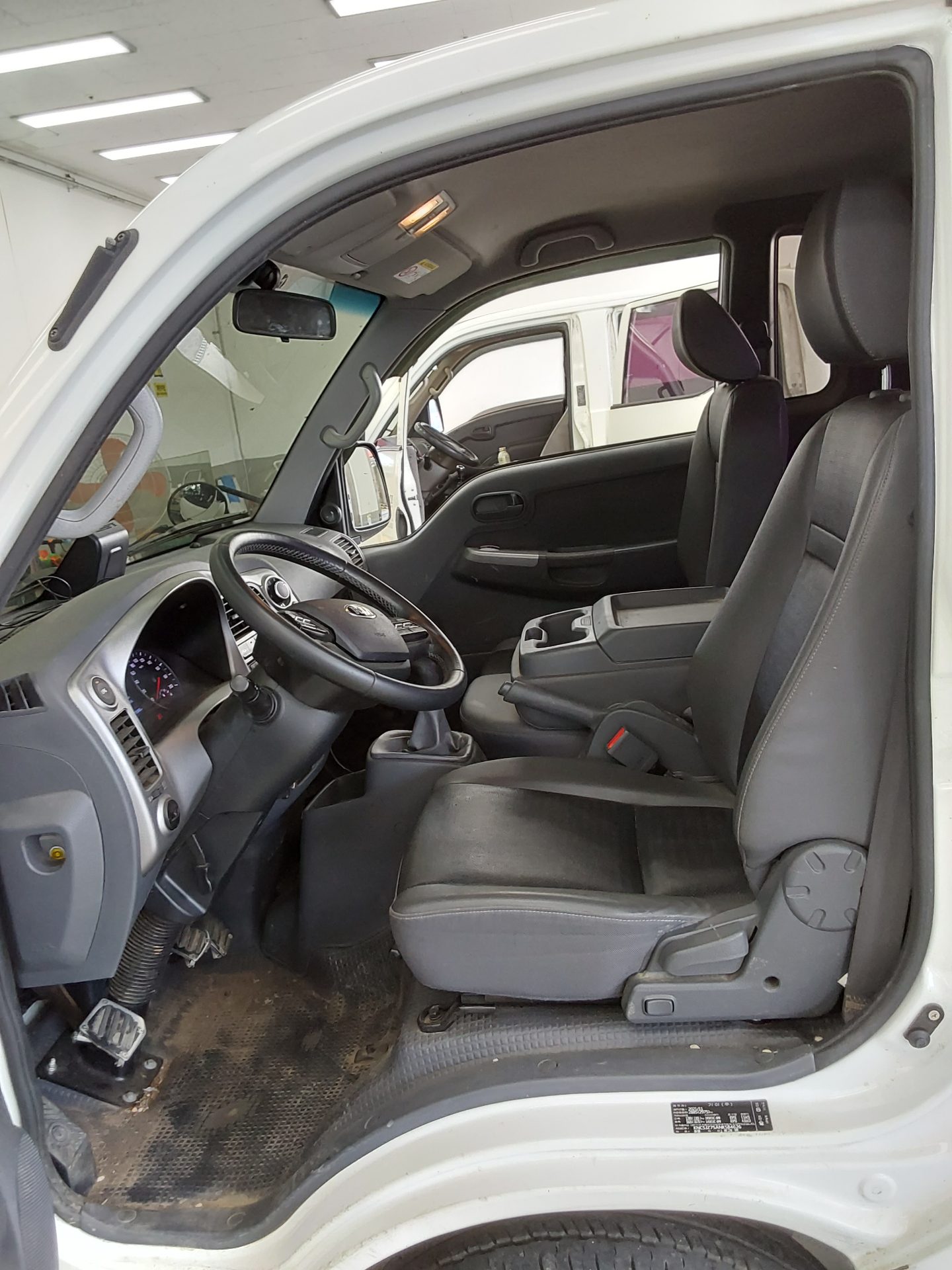 2022 - kia bongo