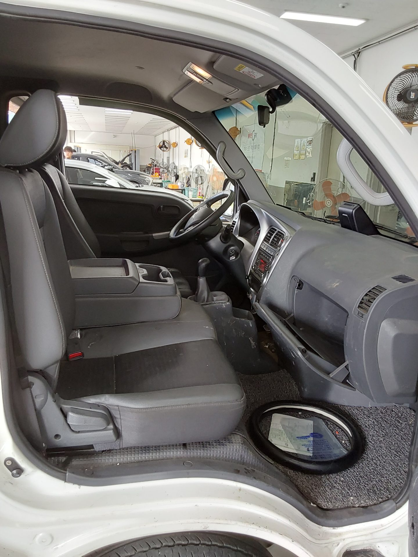 2022 - kia bongo