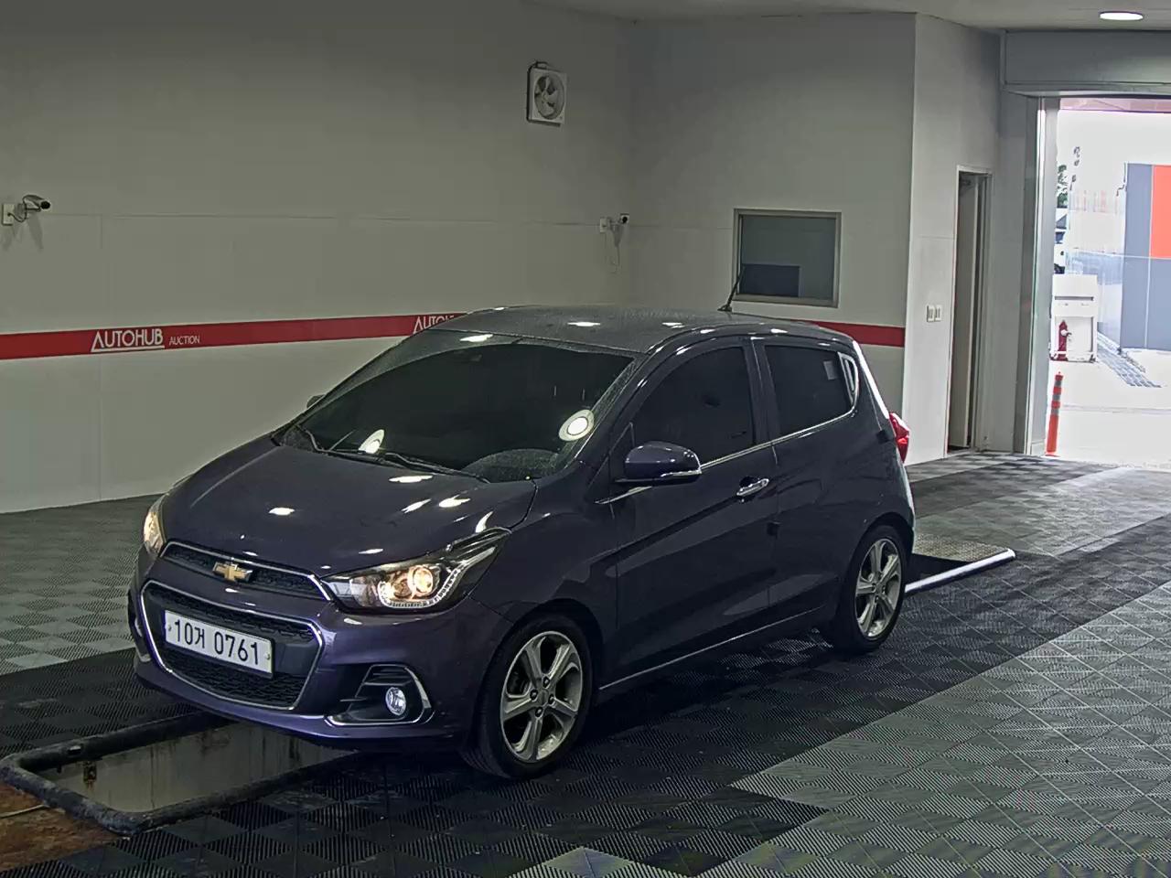 2016 - chevrolet spark