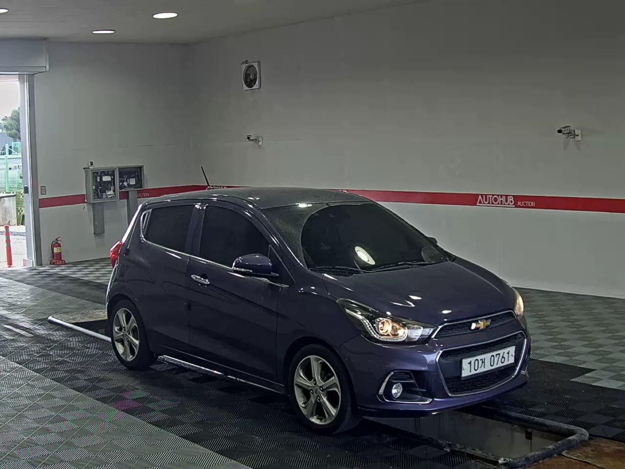 2016 - chevrolet spark