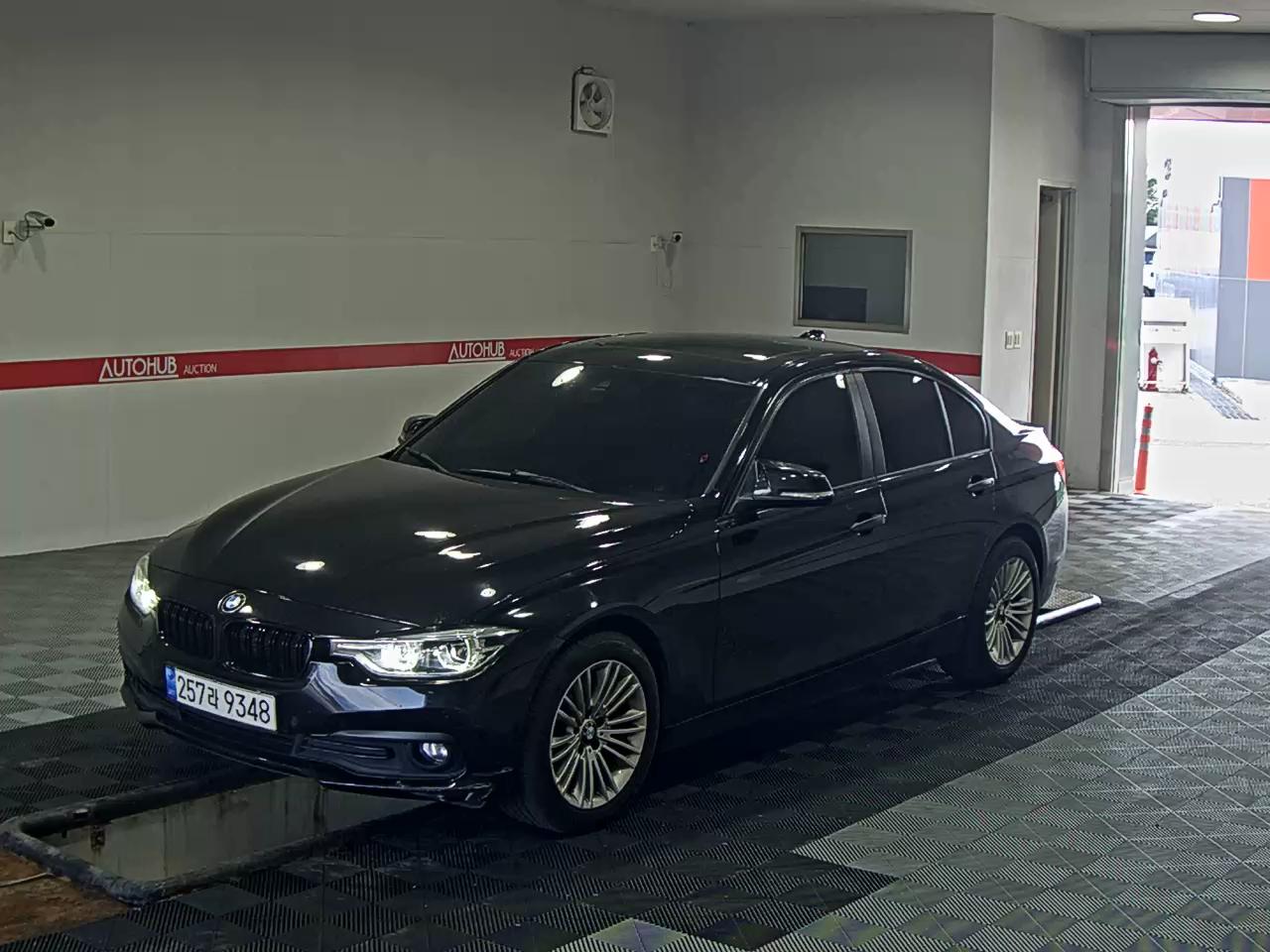 BMW 3 SERIES (6TH GEN) 320d xDrive