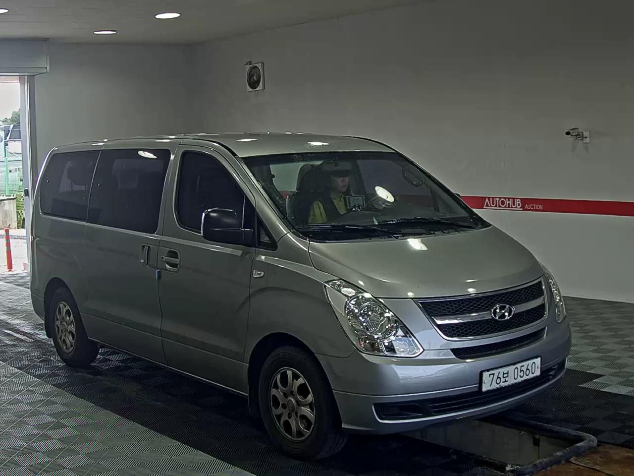 2015 - hyundai grand starex