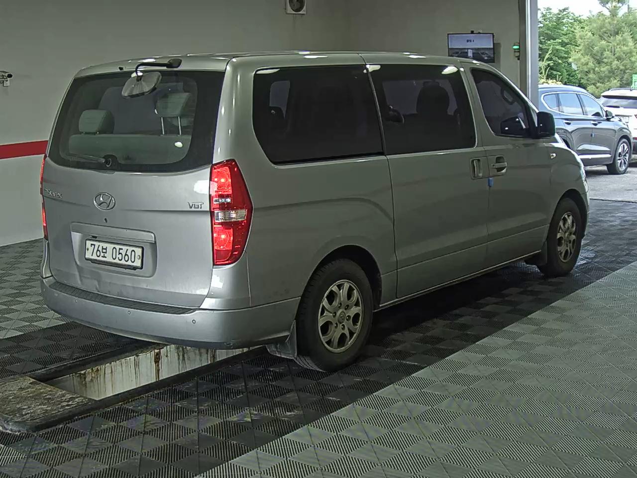 2015 - hyundai grand starex