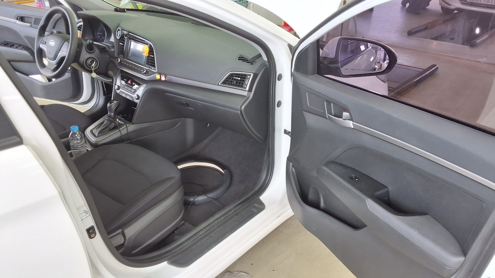 2016 - hyundai avante