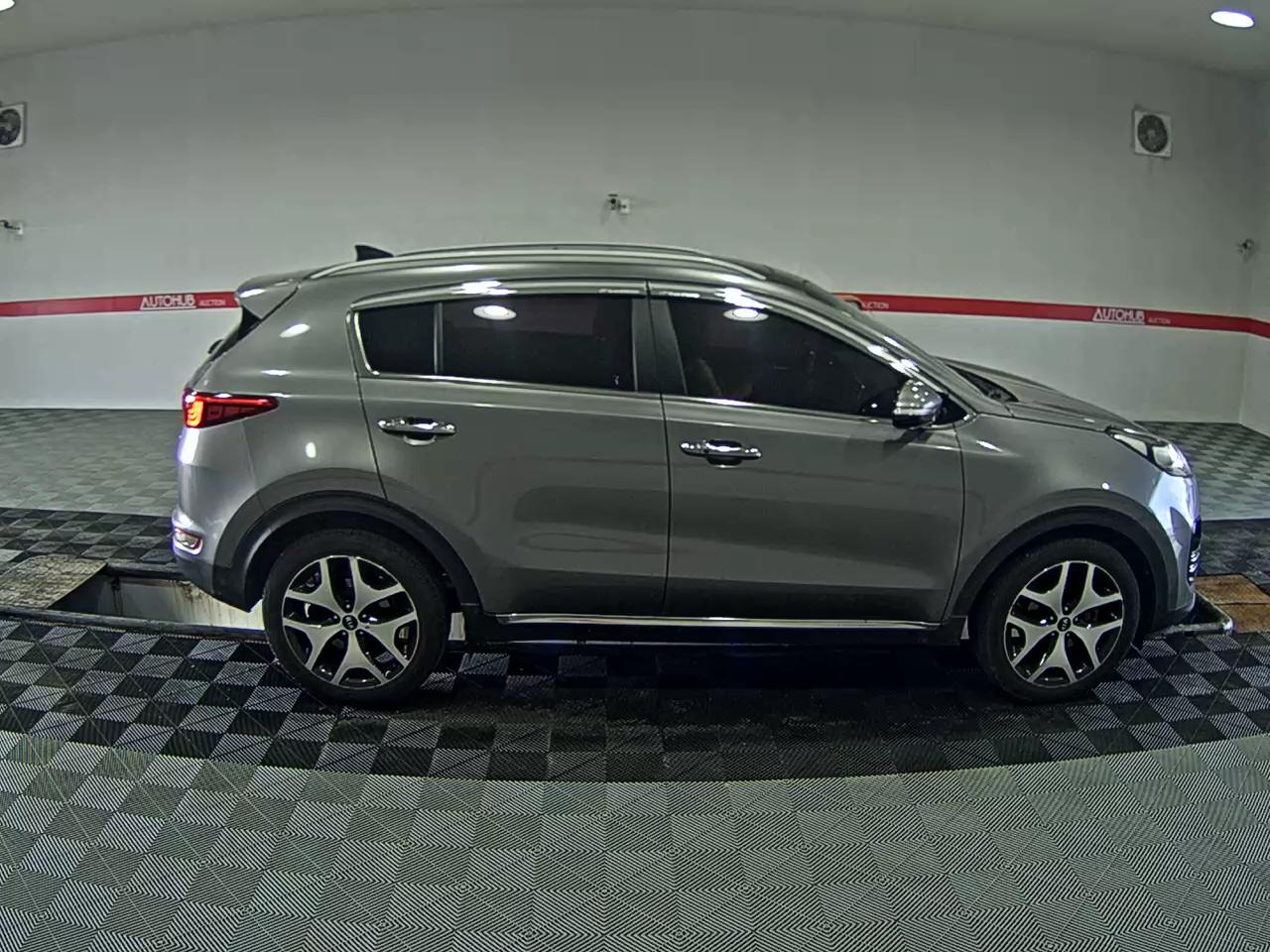 2016 - kia sportage