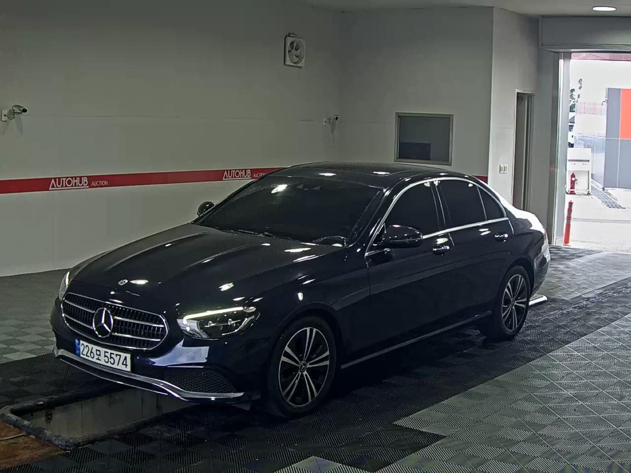 MERCEDES-BENZ CLASS (5TH GEN) E250 AVANTGARDE