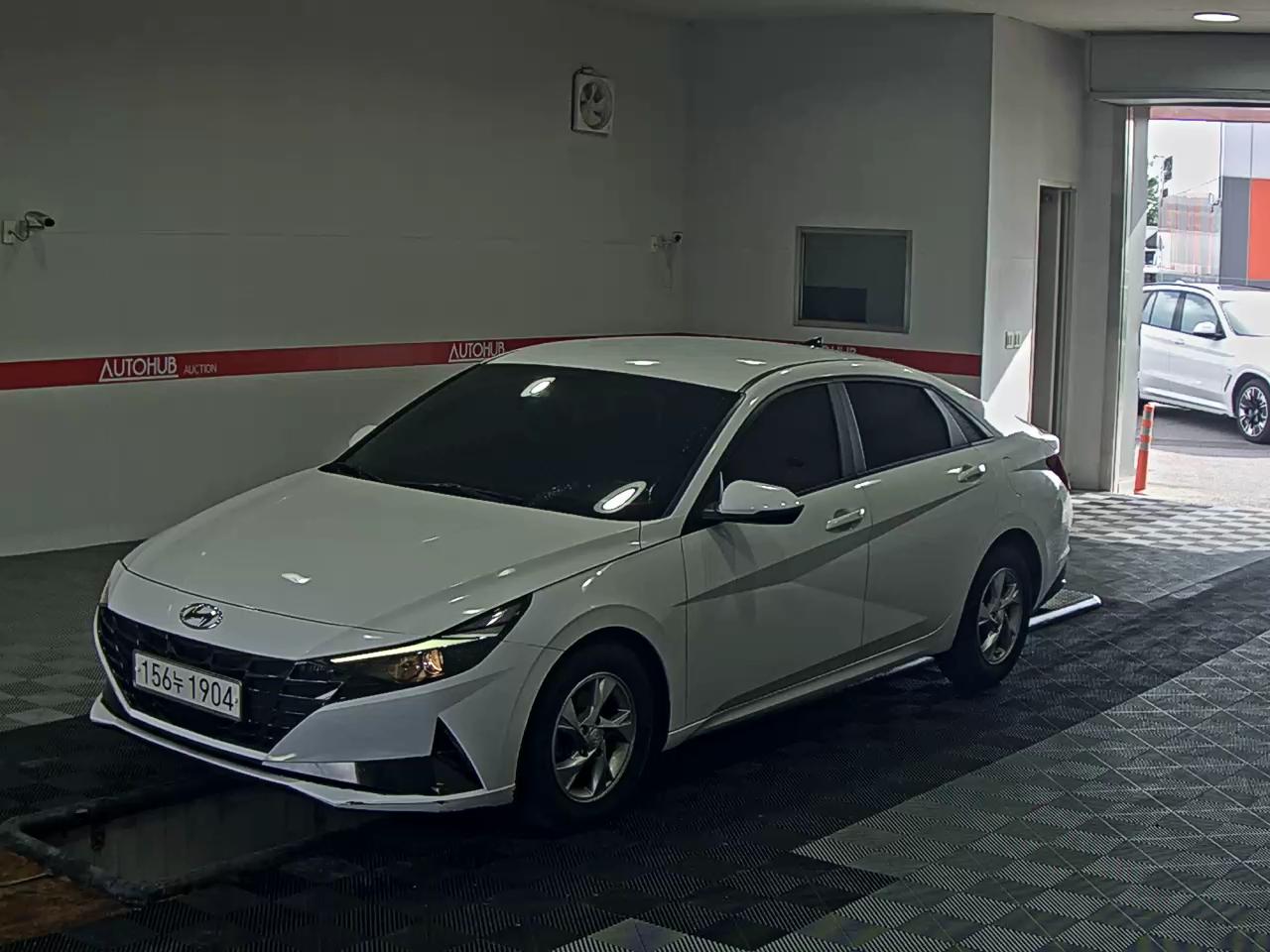 HYUNDAI AVANTE (CN7)
