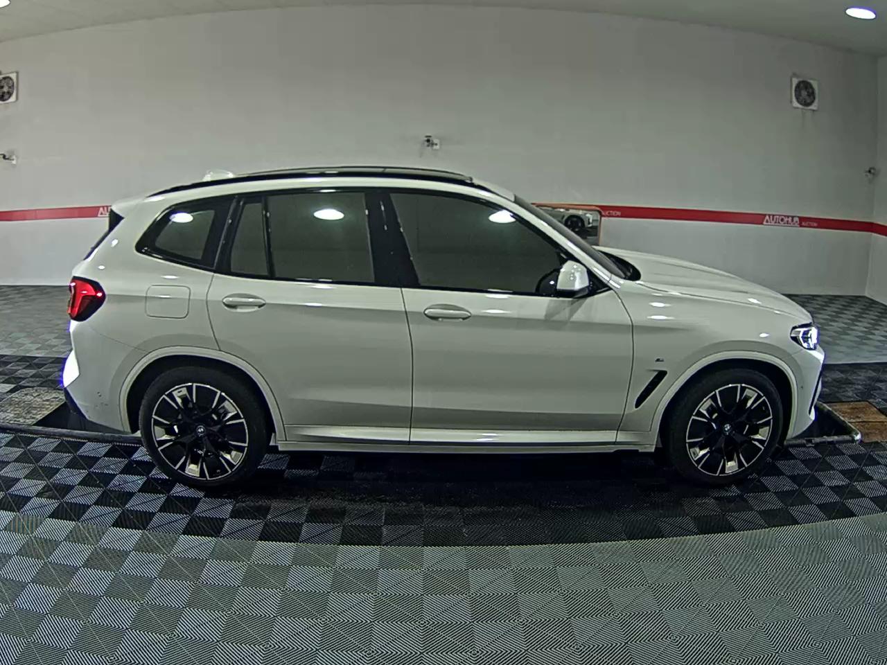 2024 - bmw ix3