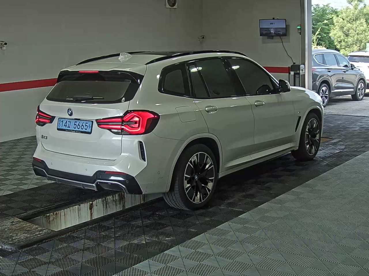 2024 - bmw ix3