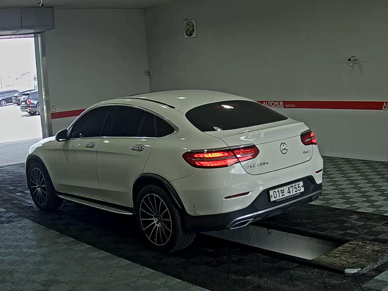 2018 - mercedes-benz glc 220d