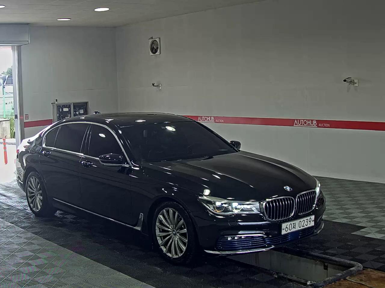 2016 - bmw m7