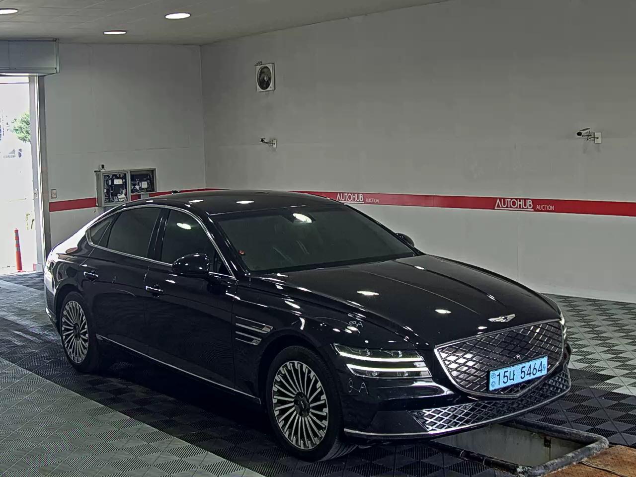 2022 - genesis eg80