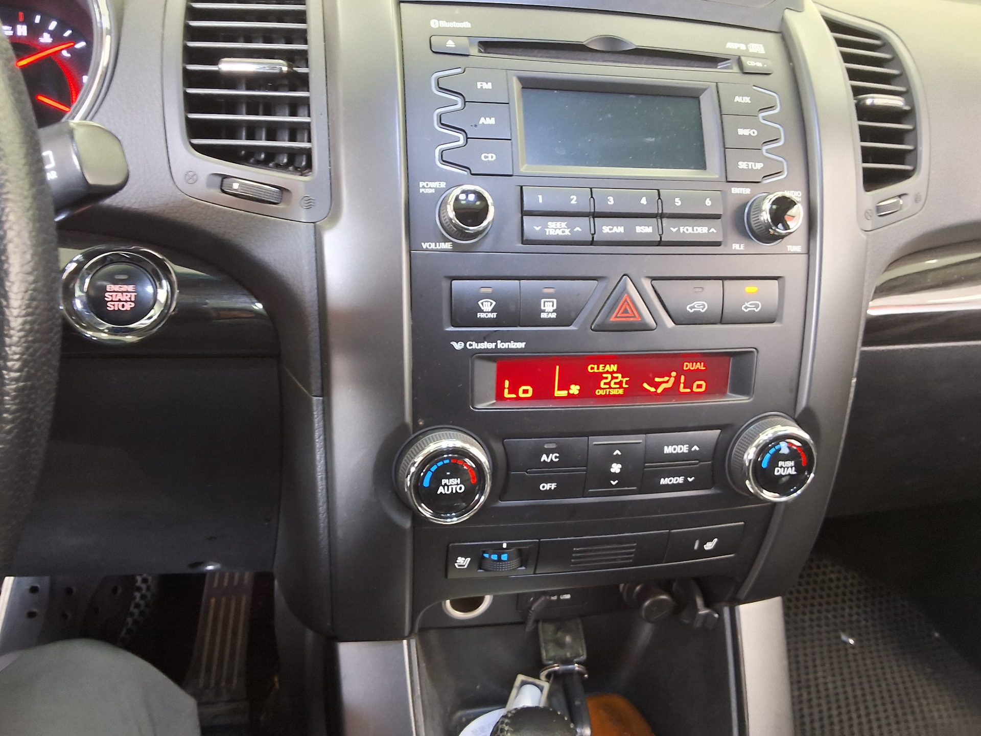 2011 - kia sorento