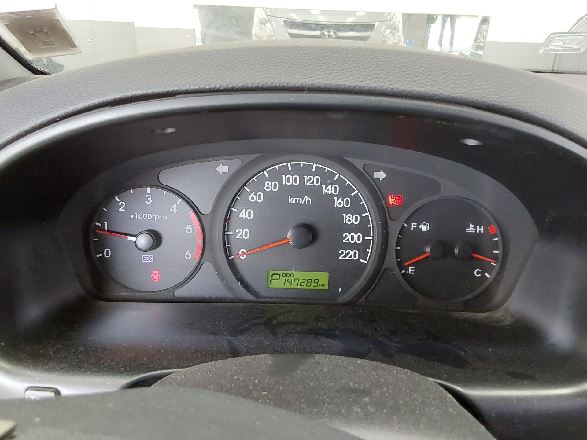 2011 - hyundai grand starex
