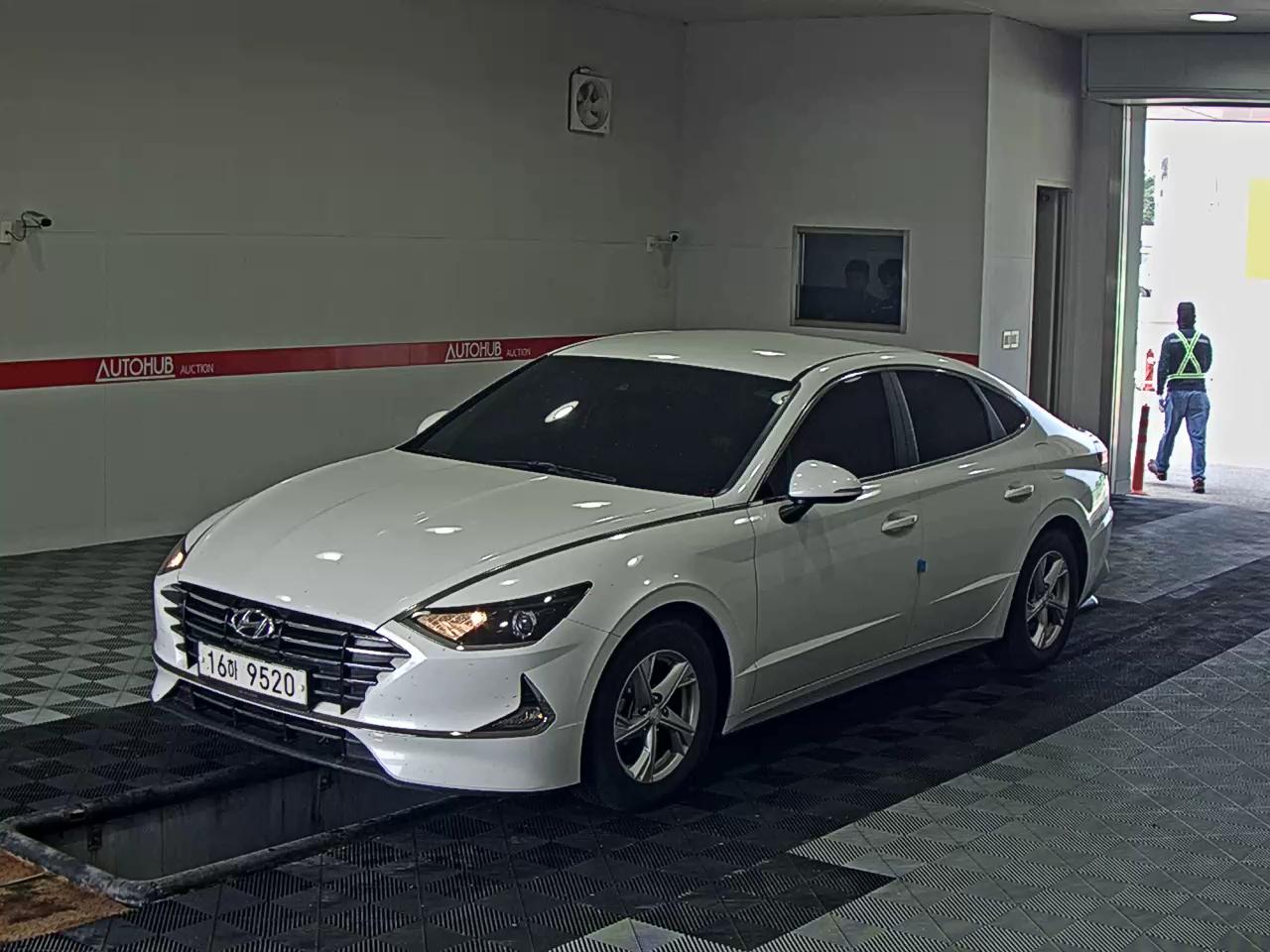 HYUNDAI SONATA (DN8) RENTAL CAR