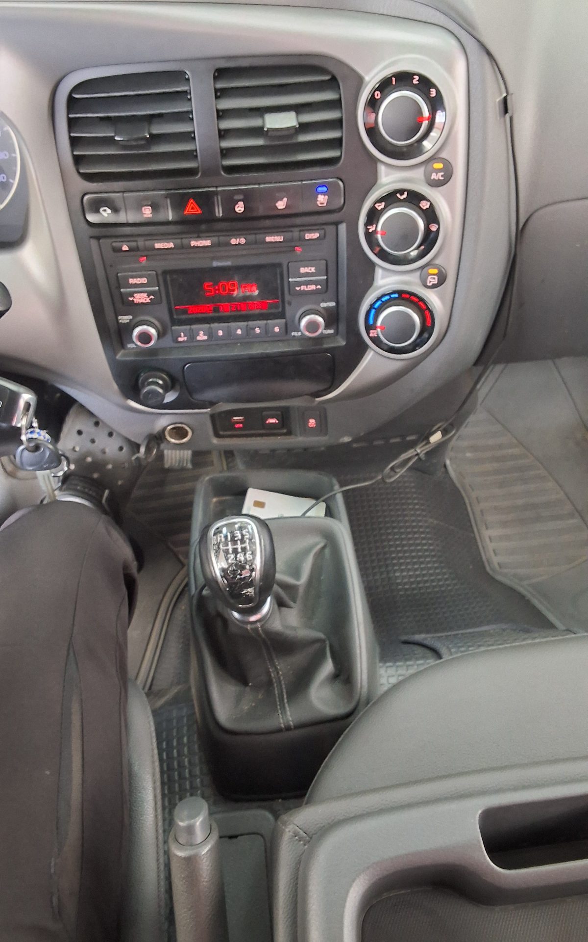 2022 - kia bongo
