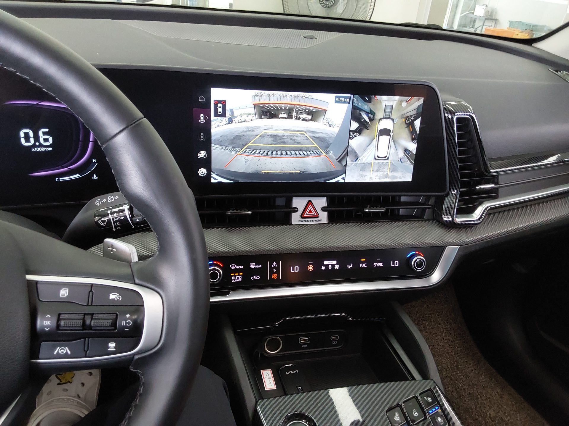 2023 - kia sportage