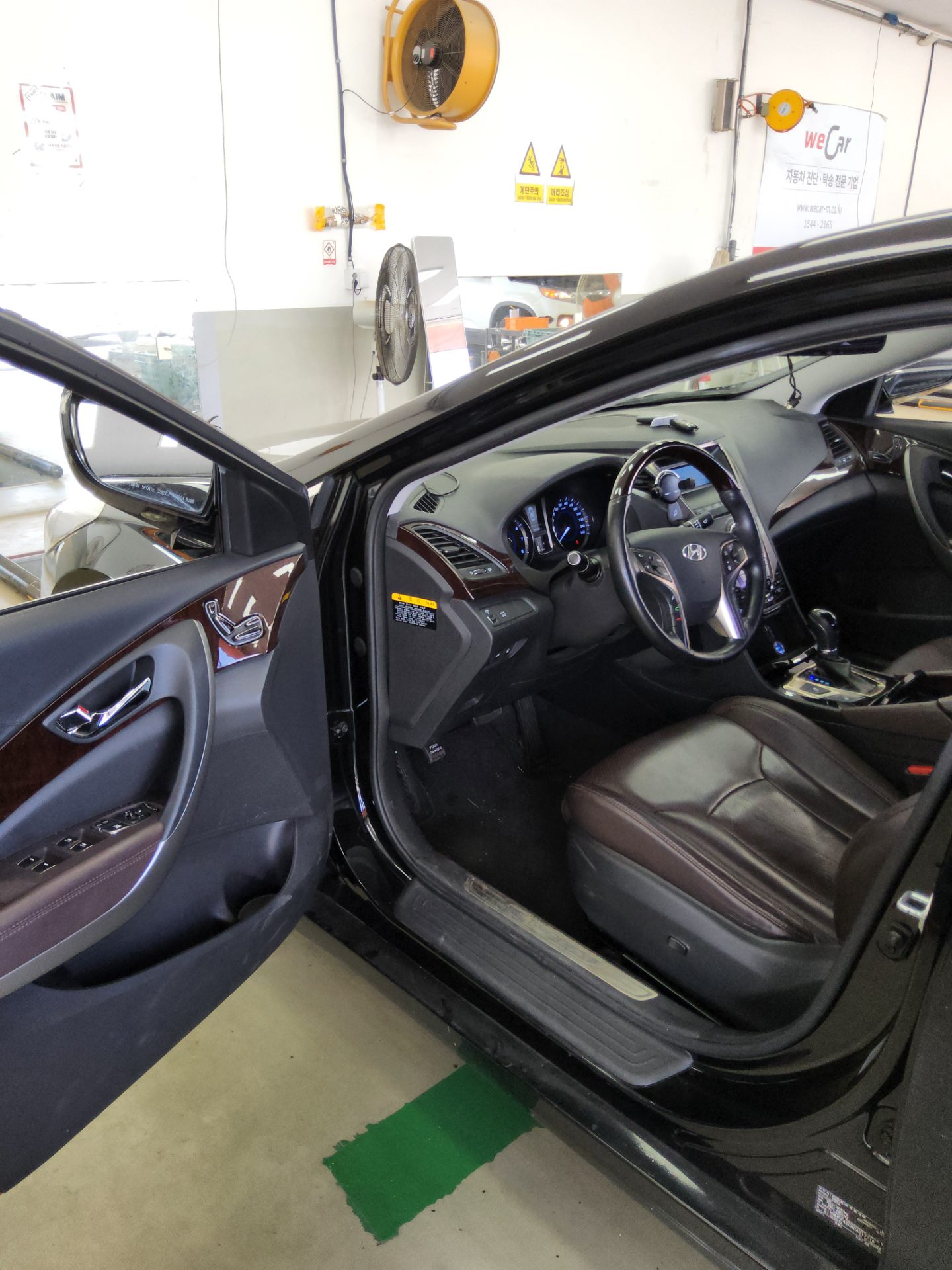 2012 - hyundai grandeur
