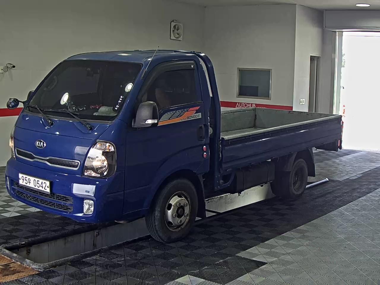 KIA BONGO III CARGO TON STANDARD CAB EXTRA WHEELBASE