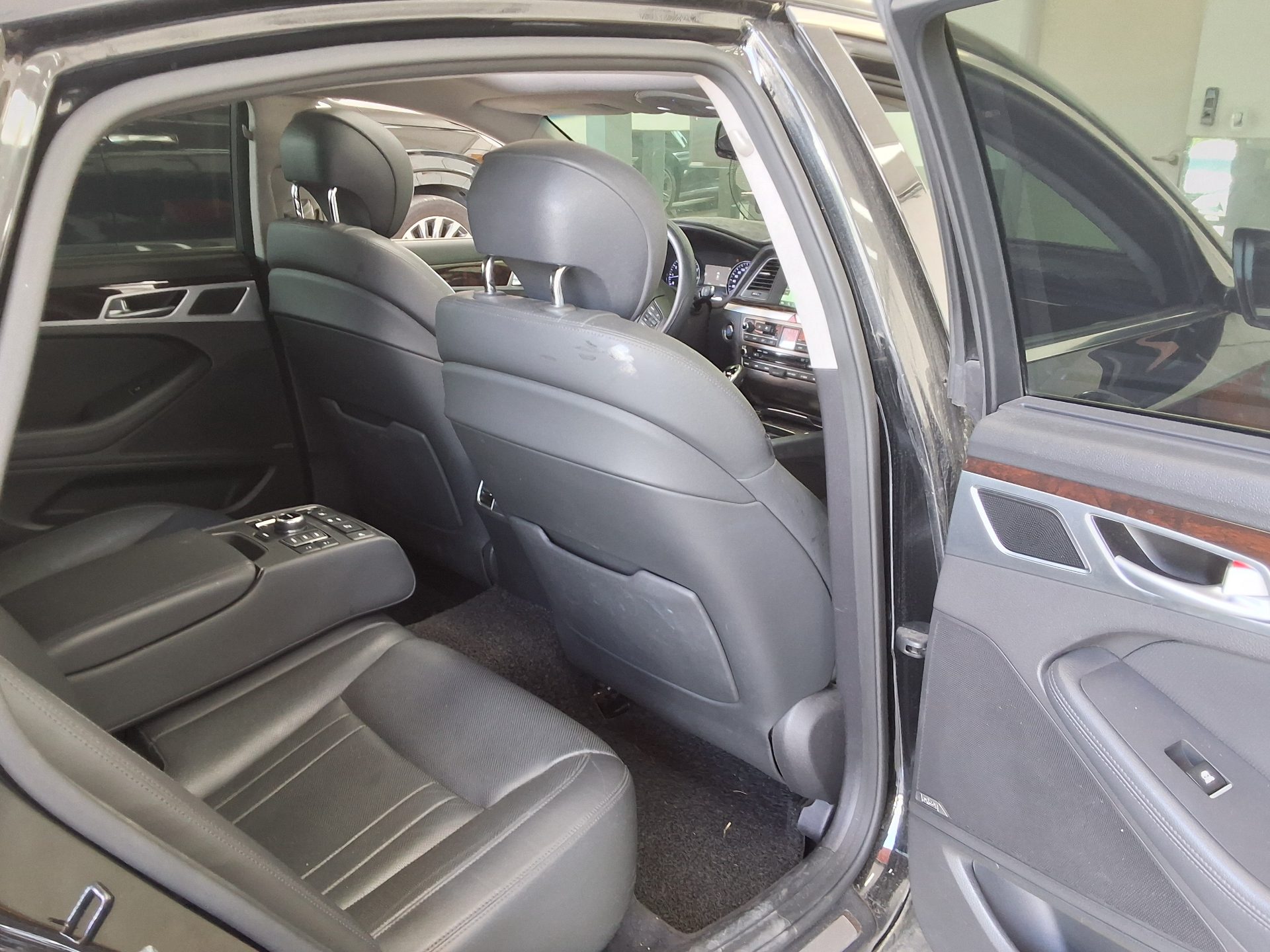 2015 - hyundai g330