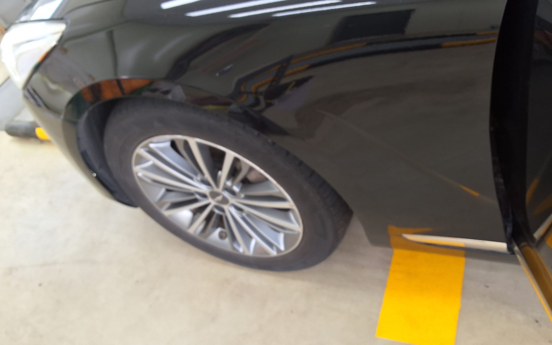 2016 - genesis eq900