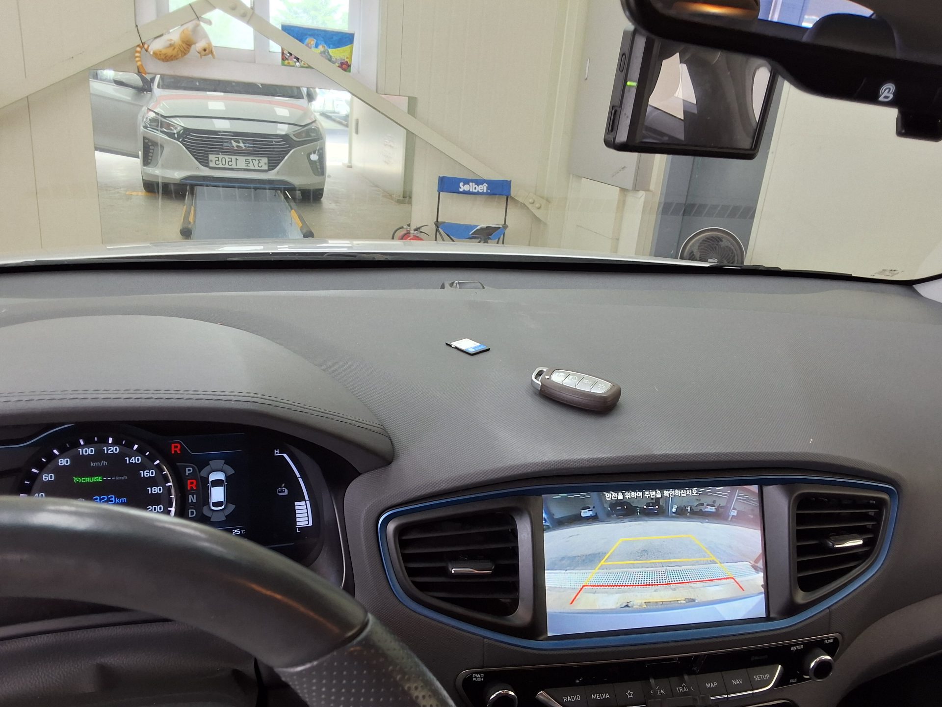 2019 - hyundai ioniq