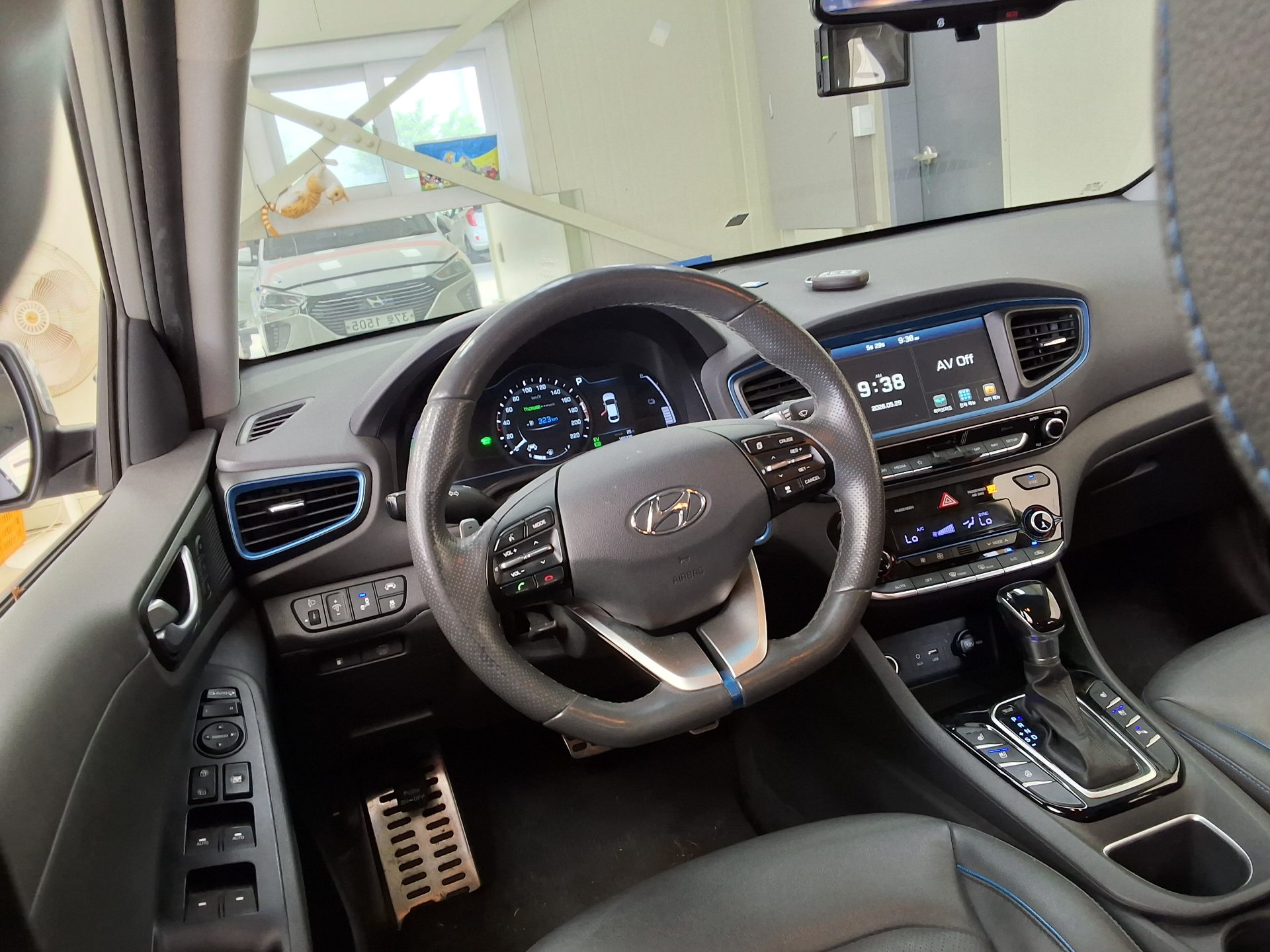 2019 - hyundai ioniq