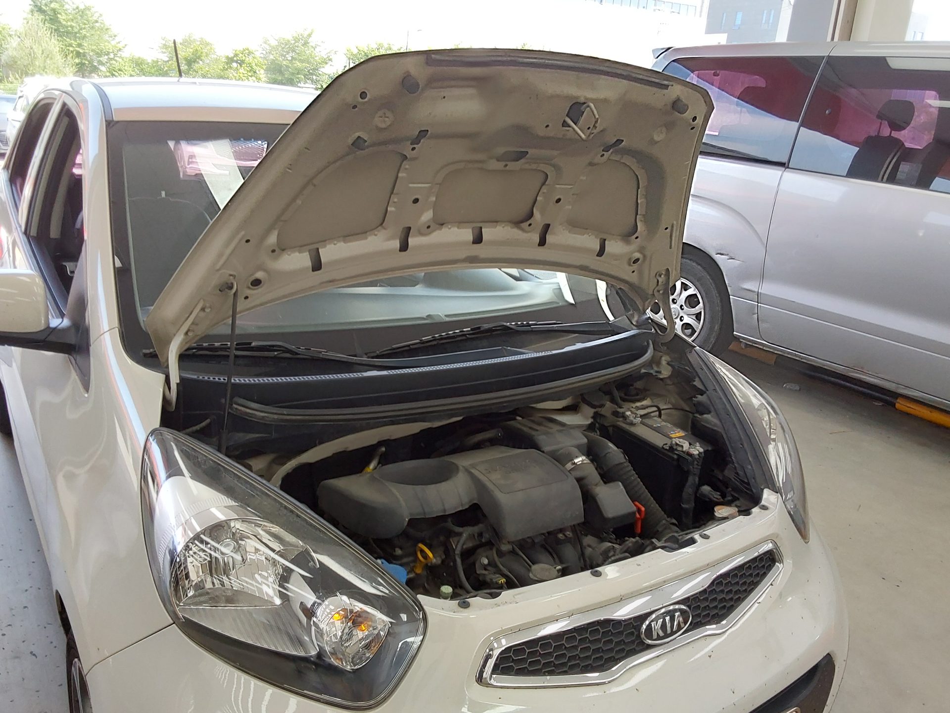 2012 - kia morning