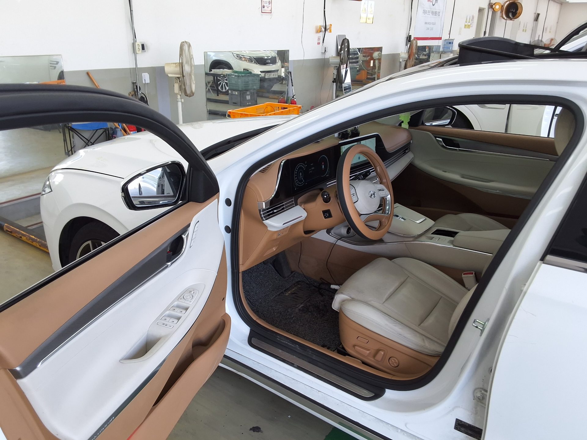 2021 - hyundai grandeur
