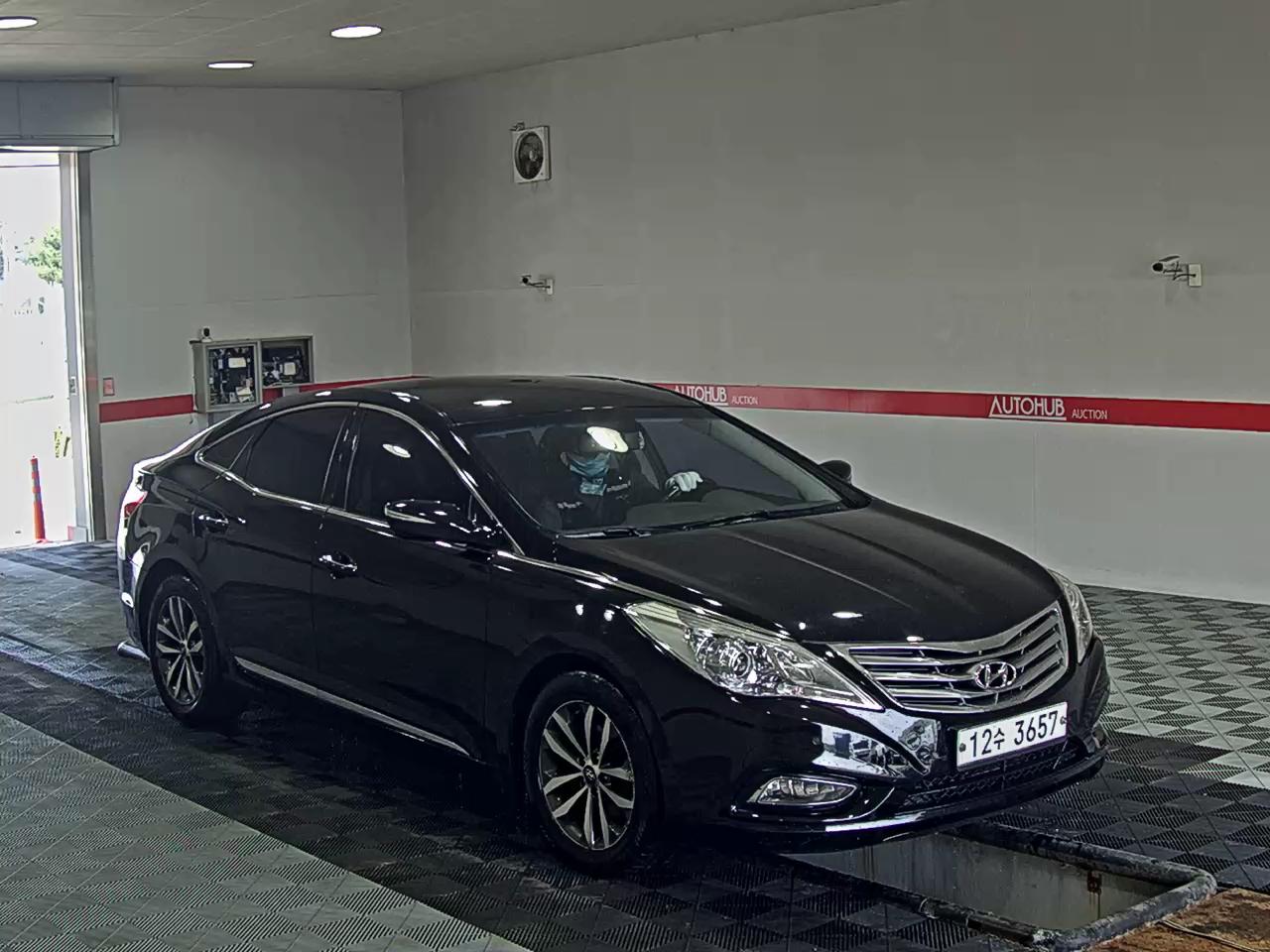 2012 - hyundai grandeur