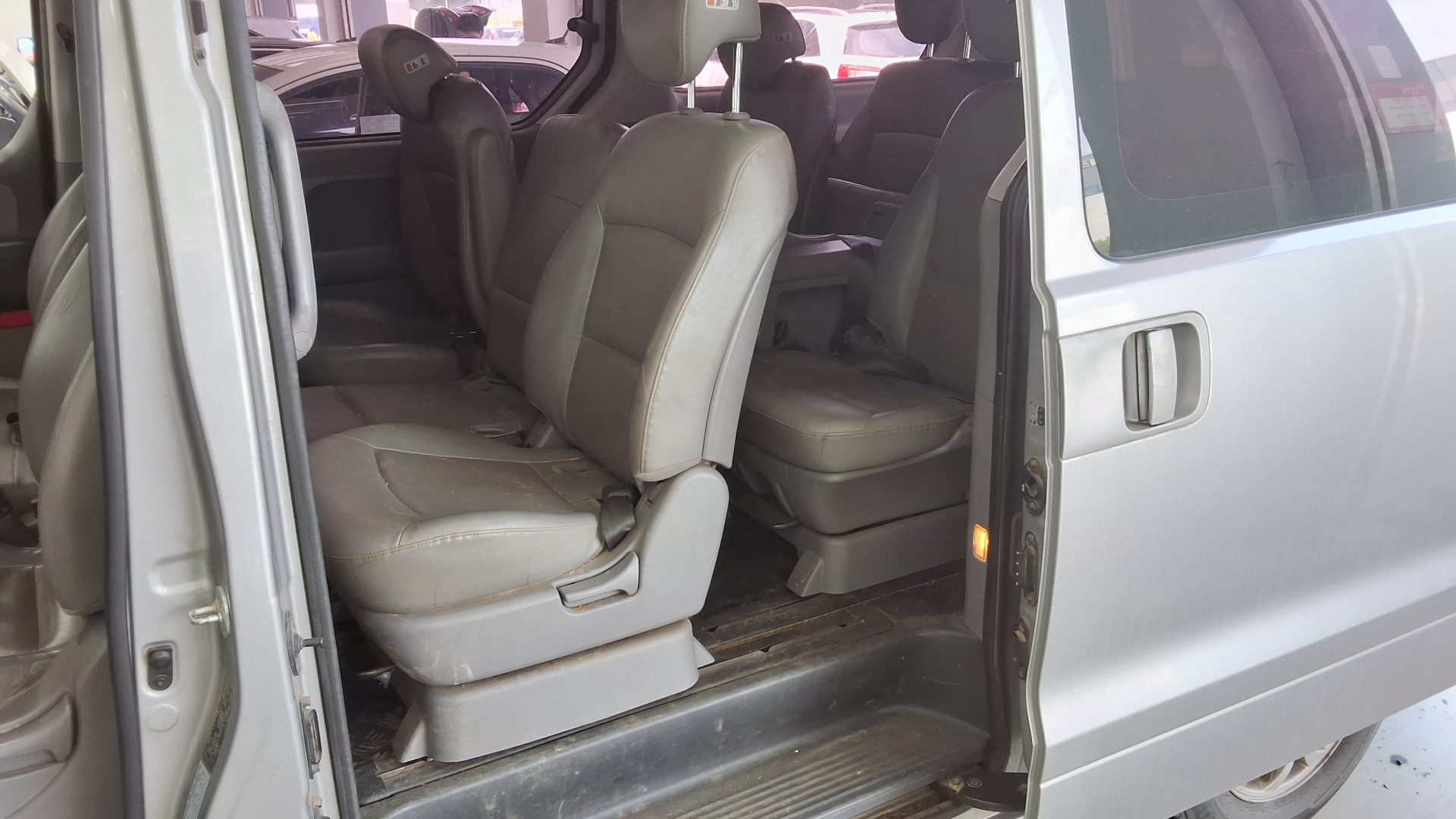 2015 - hyundai grand starex