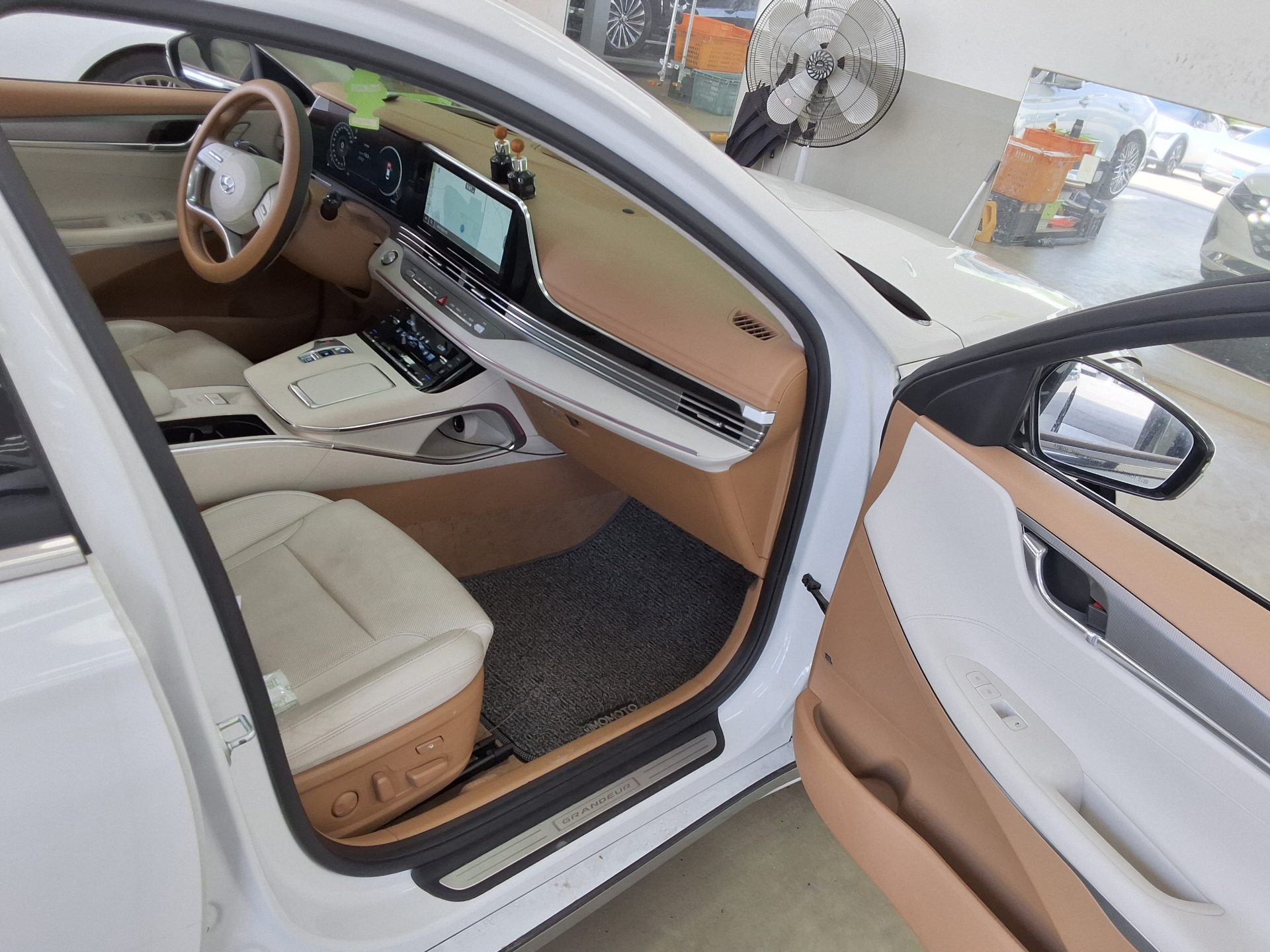 2021 - hyundai grandeur