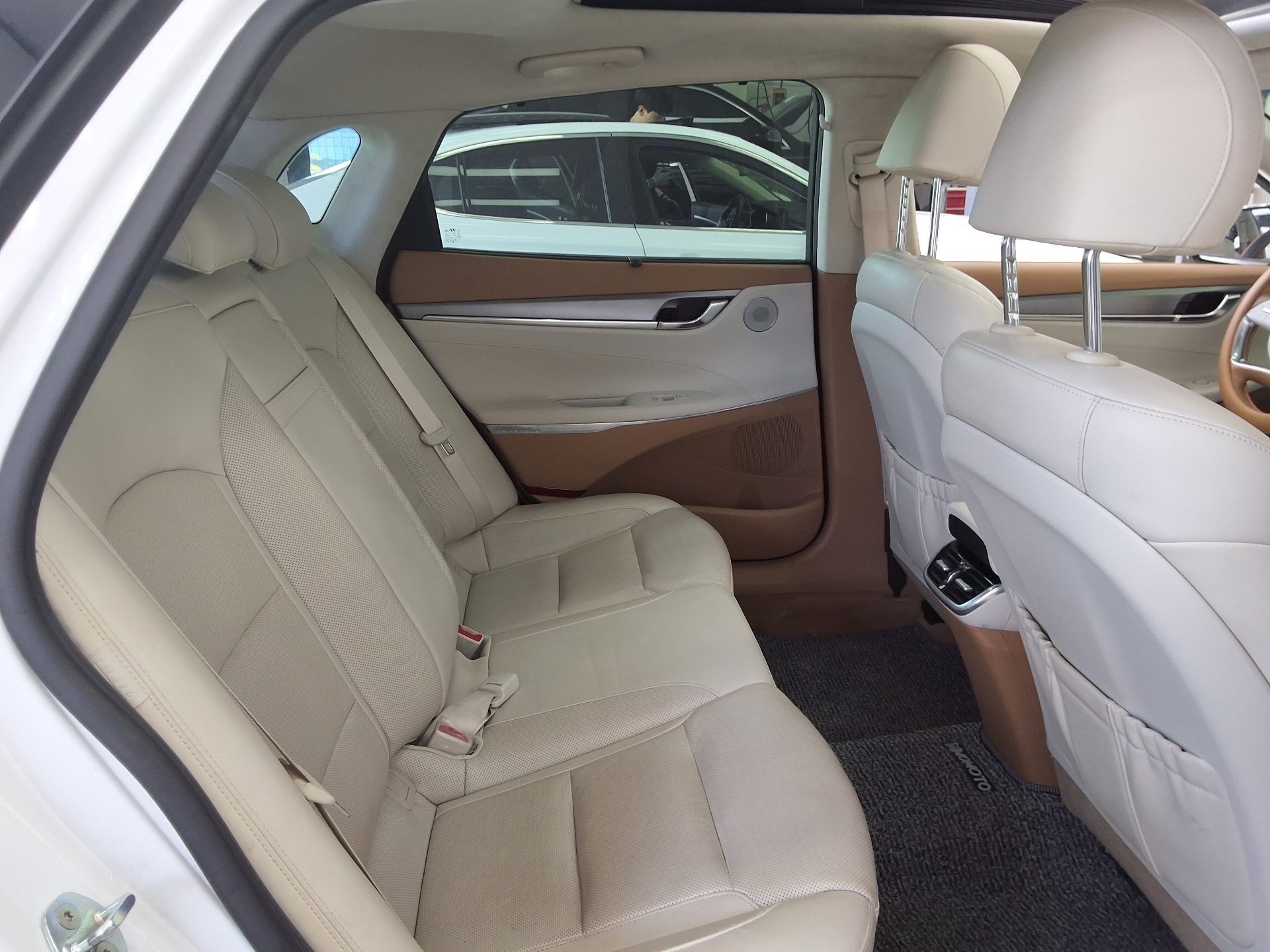 2021 - hyundai grandeur